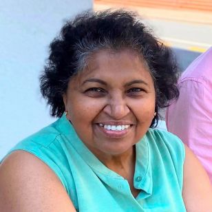 Dr. Irene Azavedo Fernandes